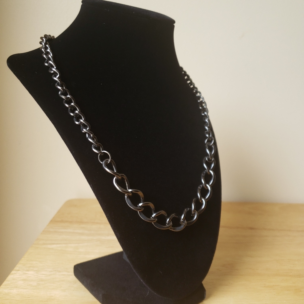 Necklace - Picture 3 of 6